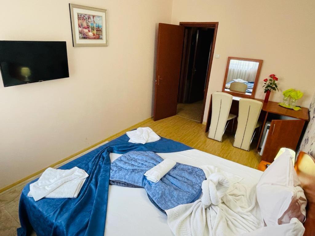 Hotel Turist Neptun Bagian luar foto