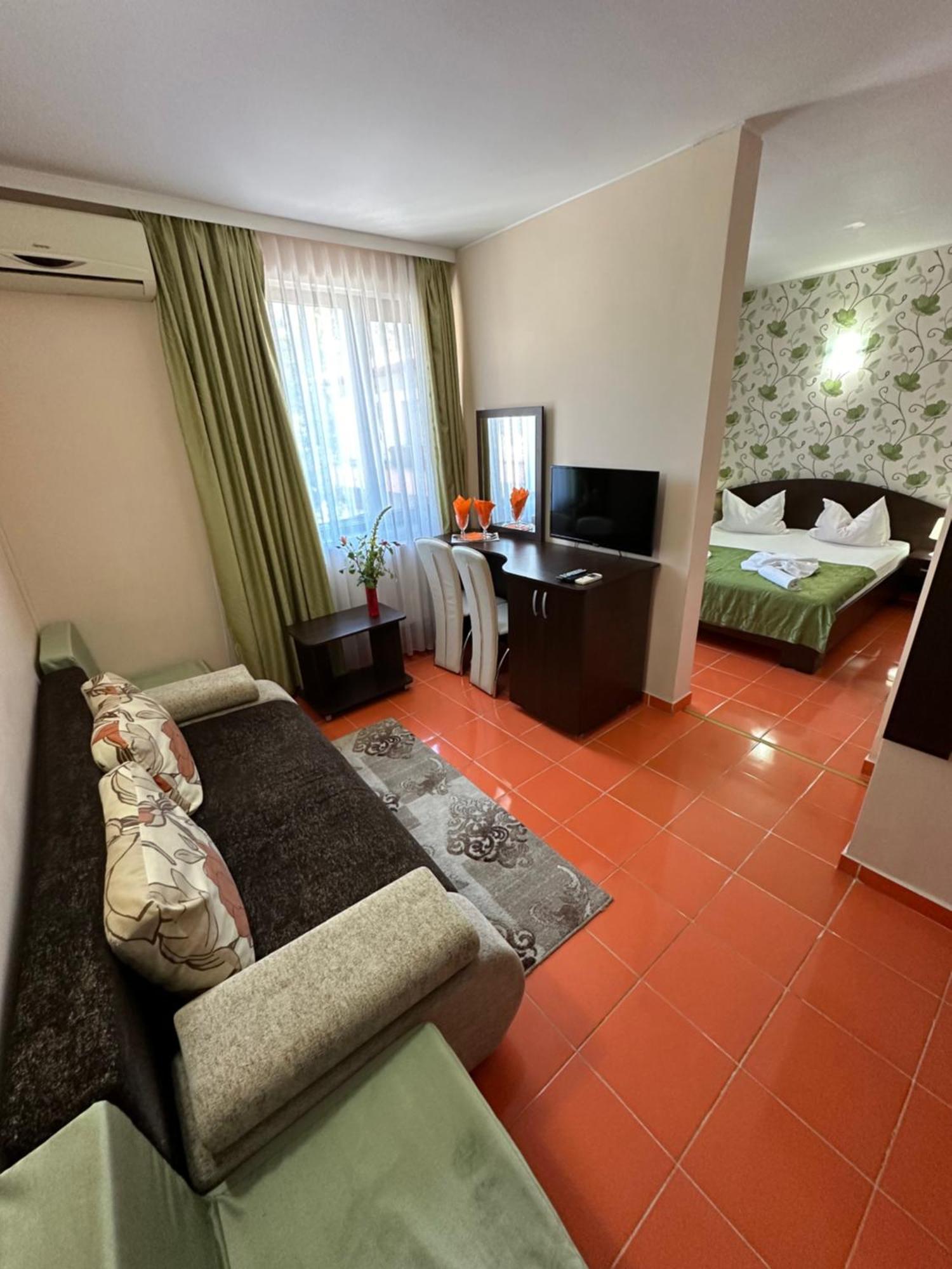 Hotel Turist Neptun Bagian luar foto