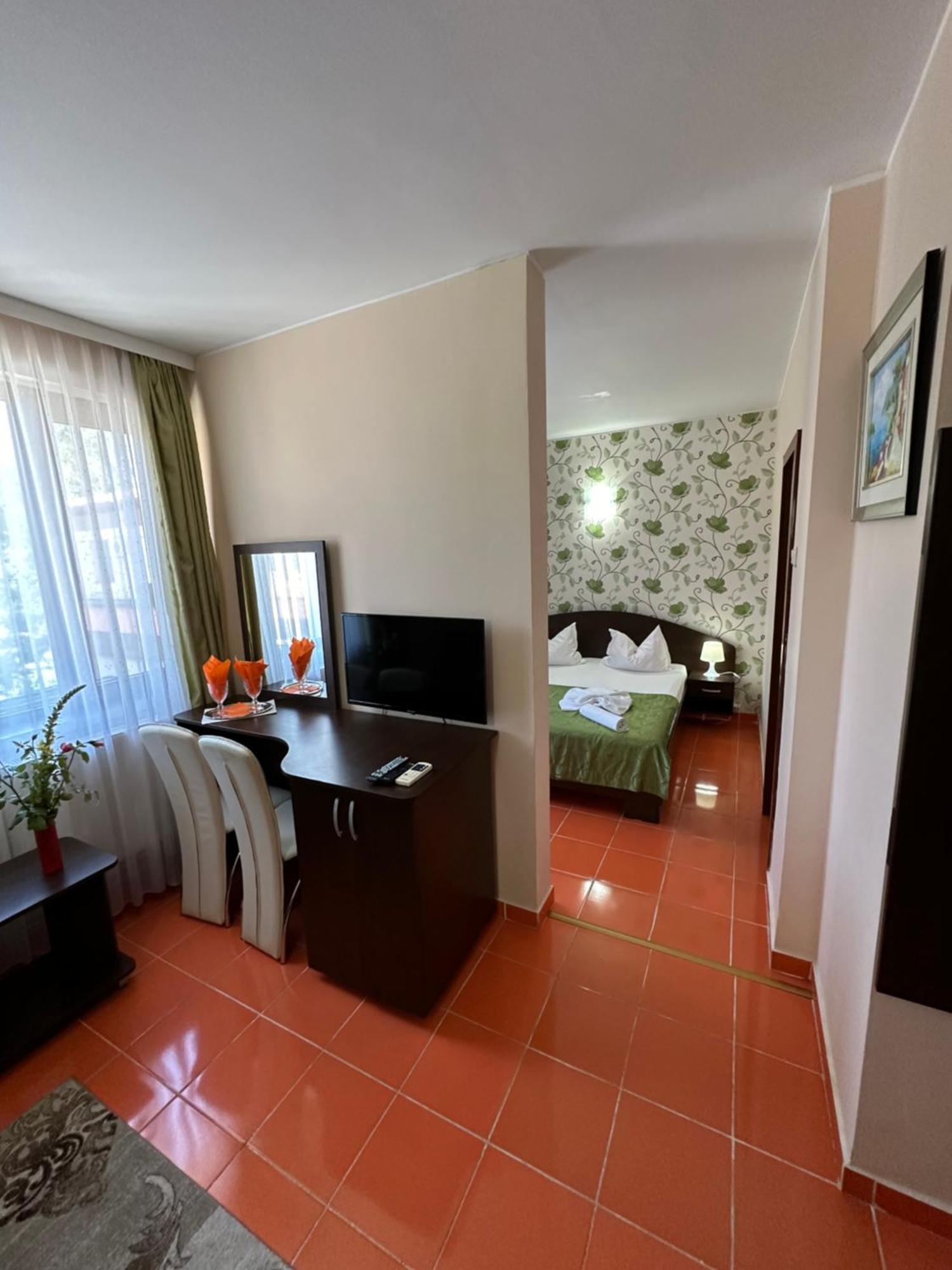 Hotel Turist Neptun Bagian luar foto
