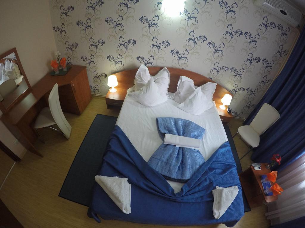 Hotel Turist Neptun Bagian luar foto