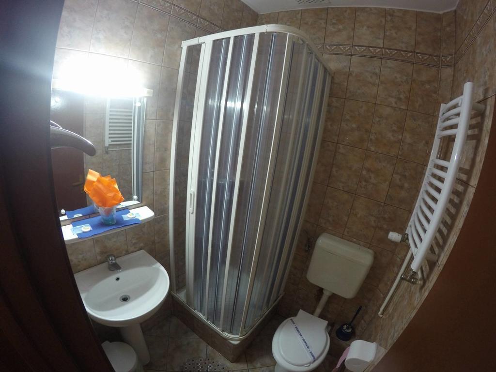 Hotel Turist Neptun Bagian luar foto